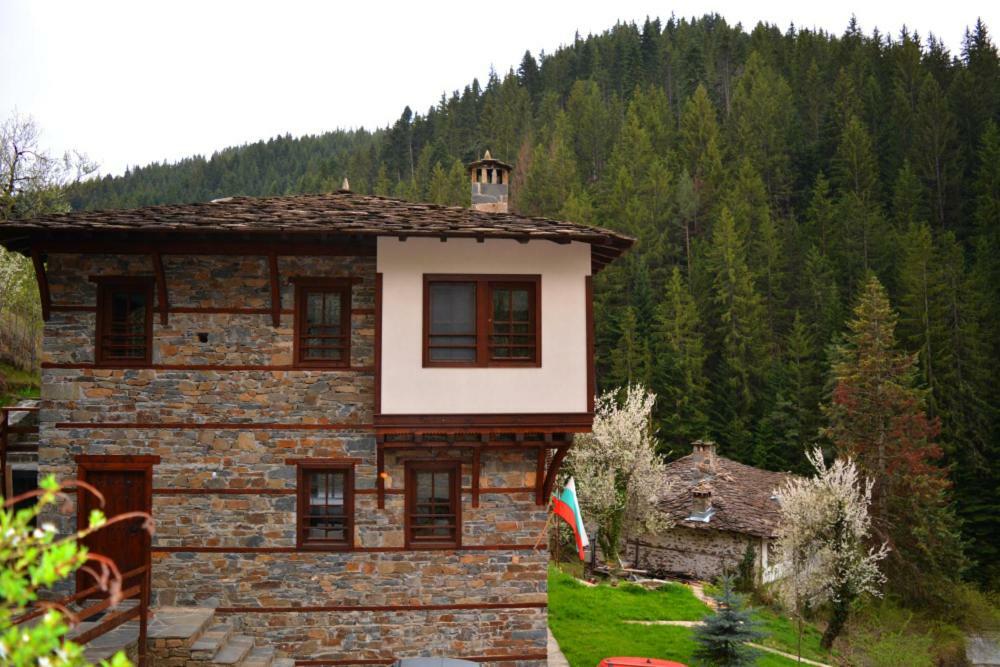 Къща За Гости Гайтана Şiruka Luka Exterior foto